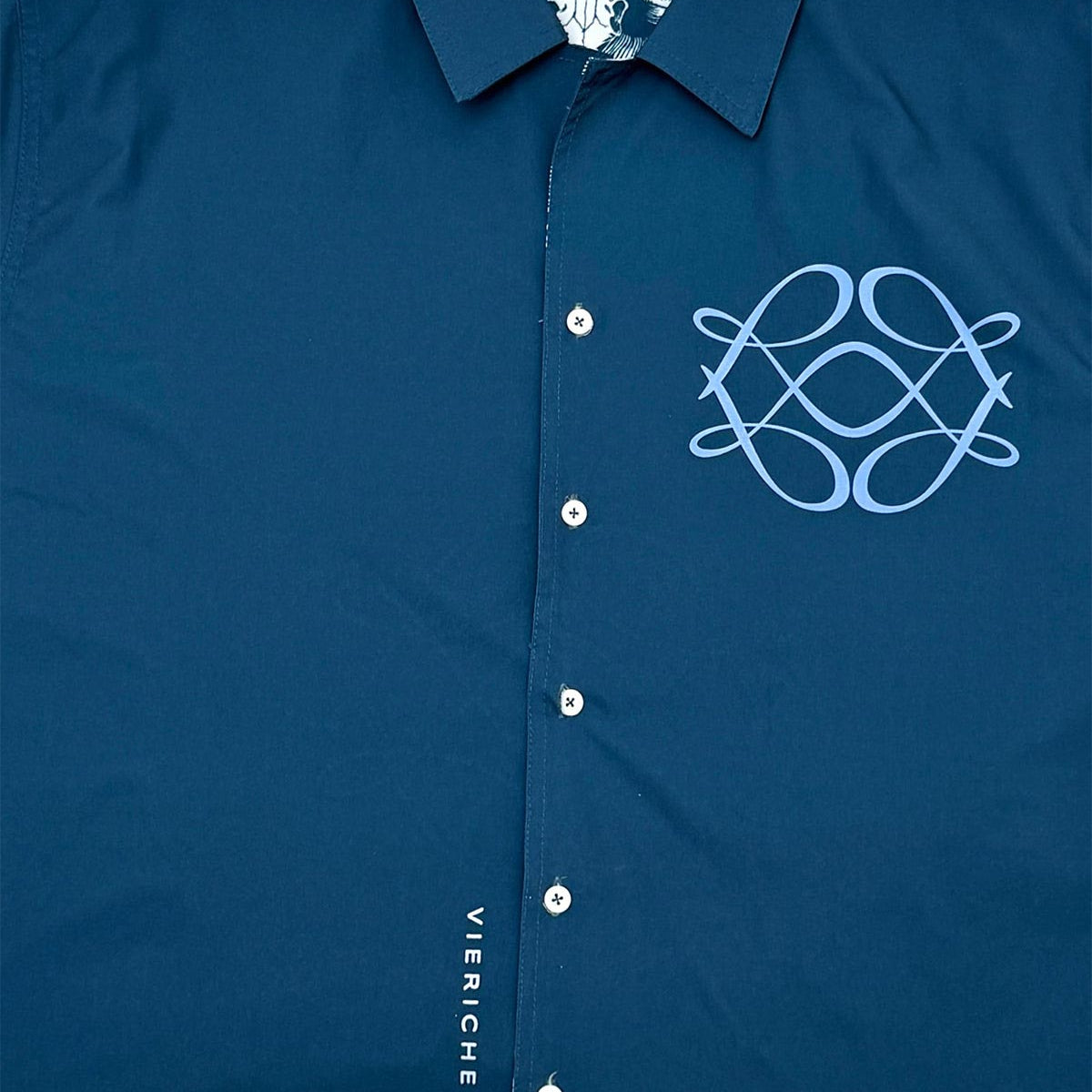 Reversible paisley set