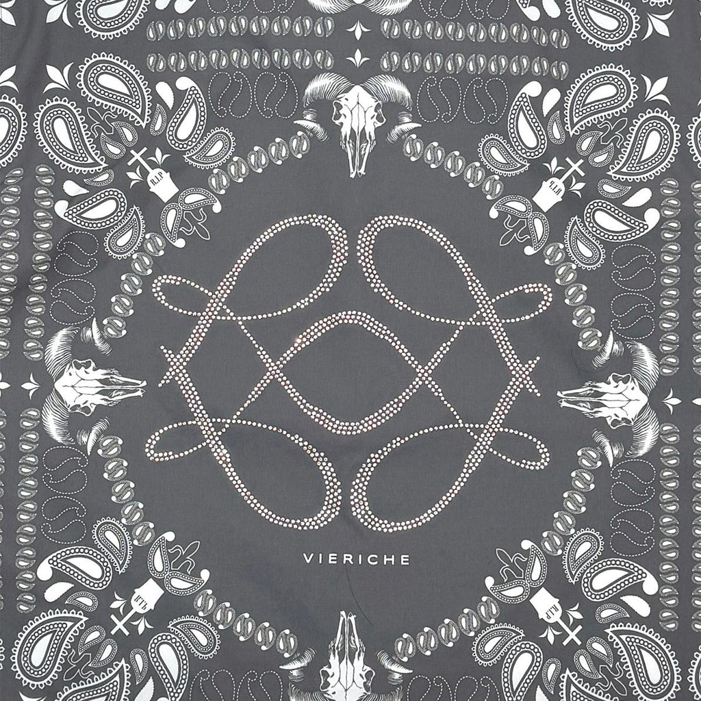 Reversible paisley set