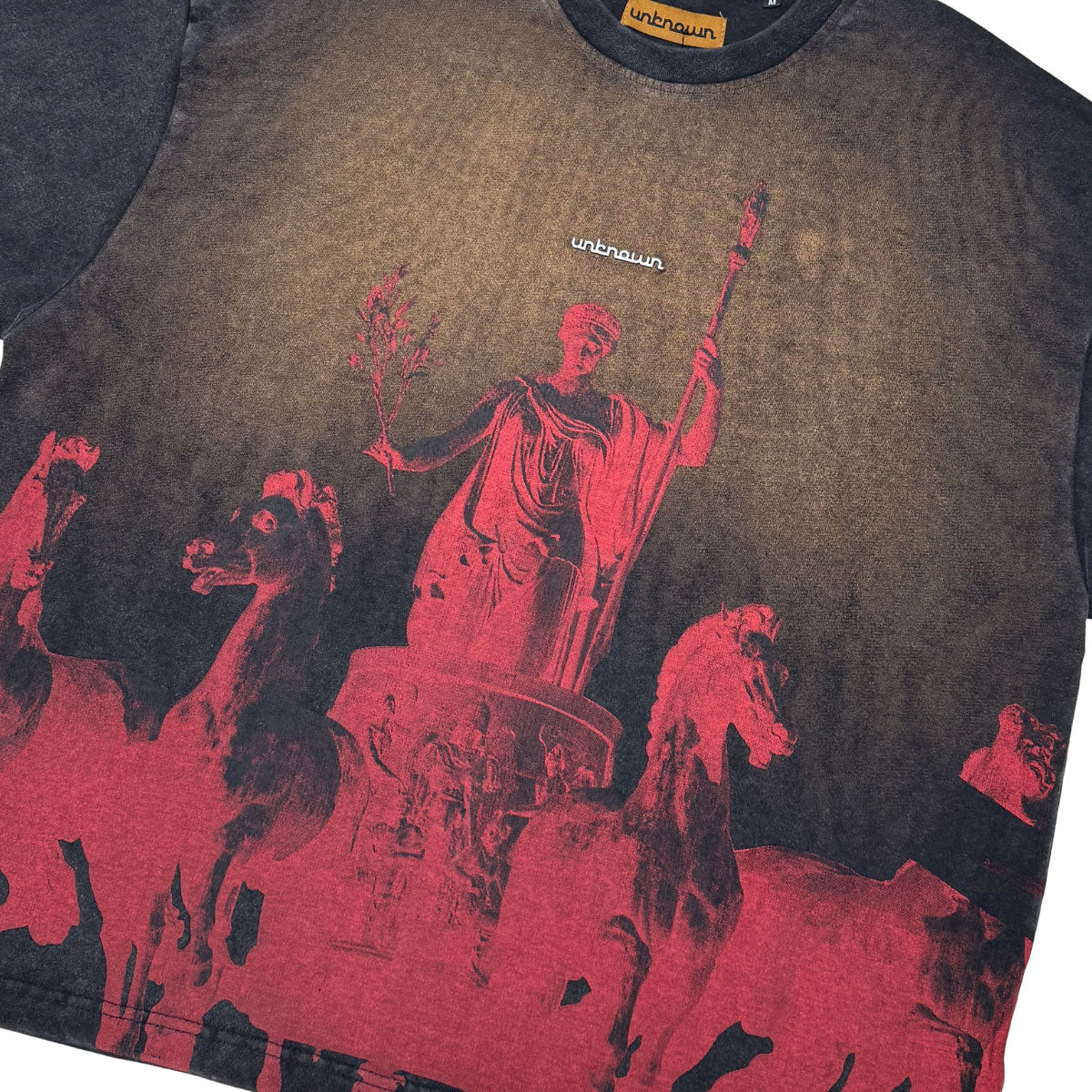 Chariot tee