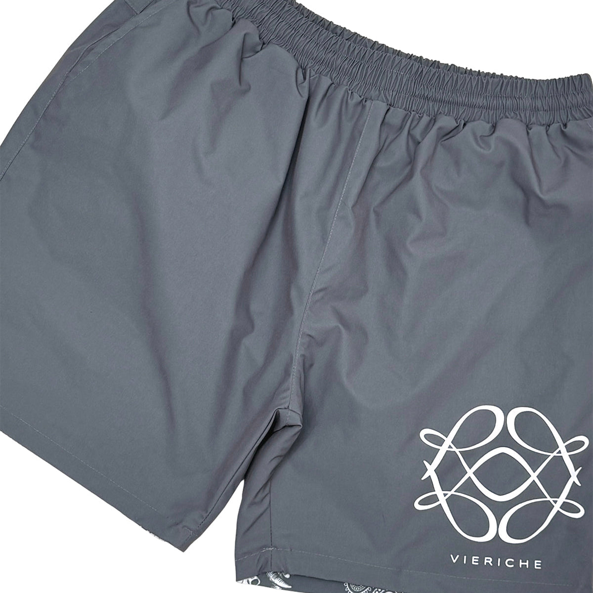 Reversible paisley set