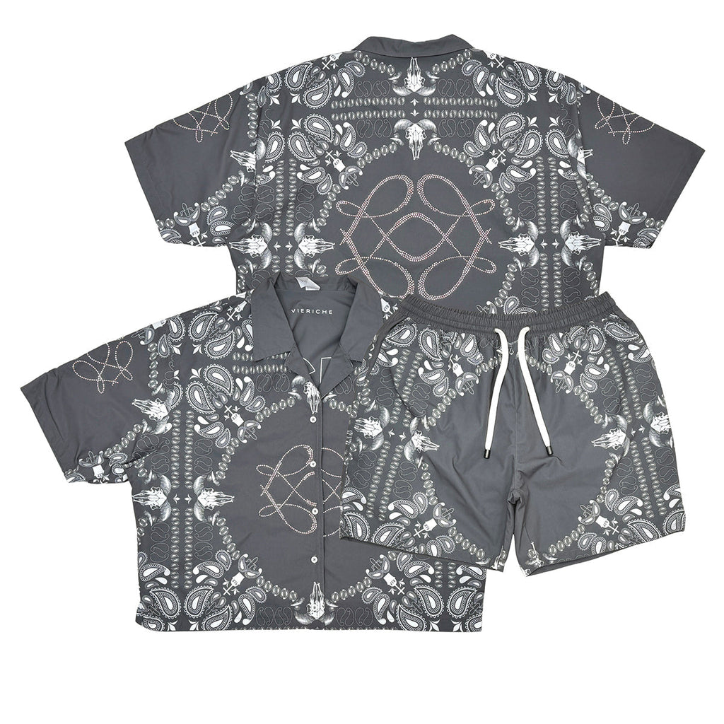 Reversible paisley set