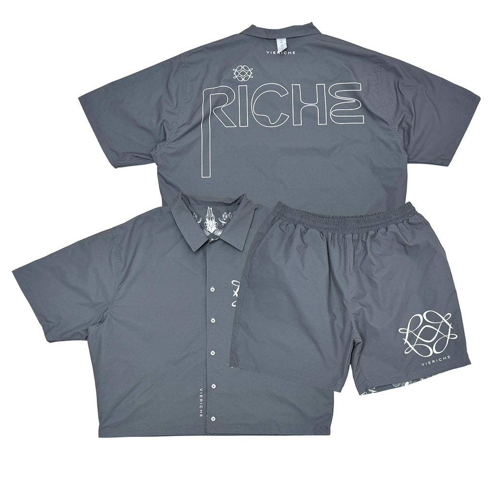 Reversible paisley set