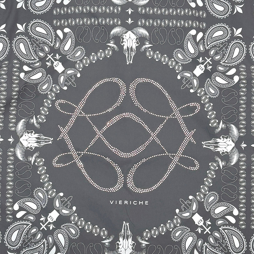 Reversible paisley set